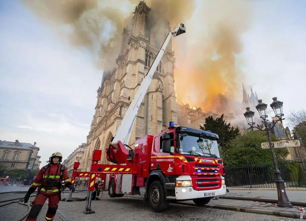 Photo: Benoit Moser, Associated Press