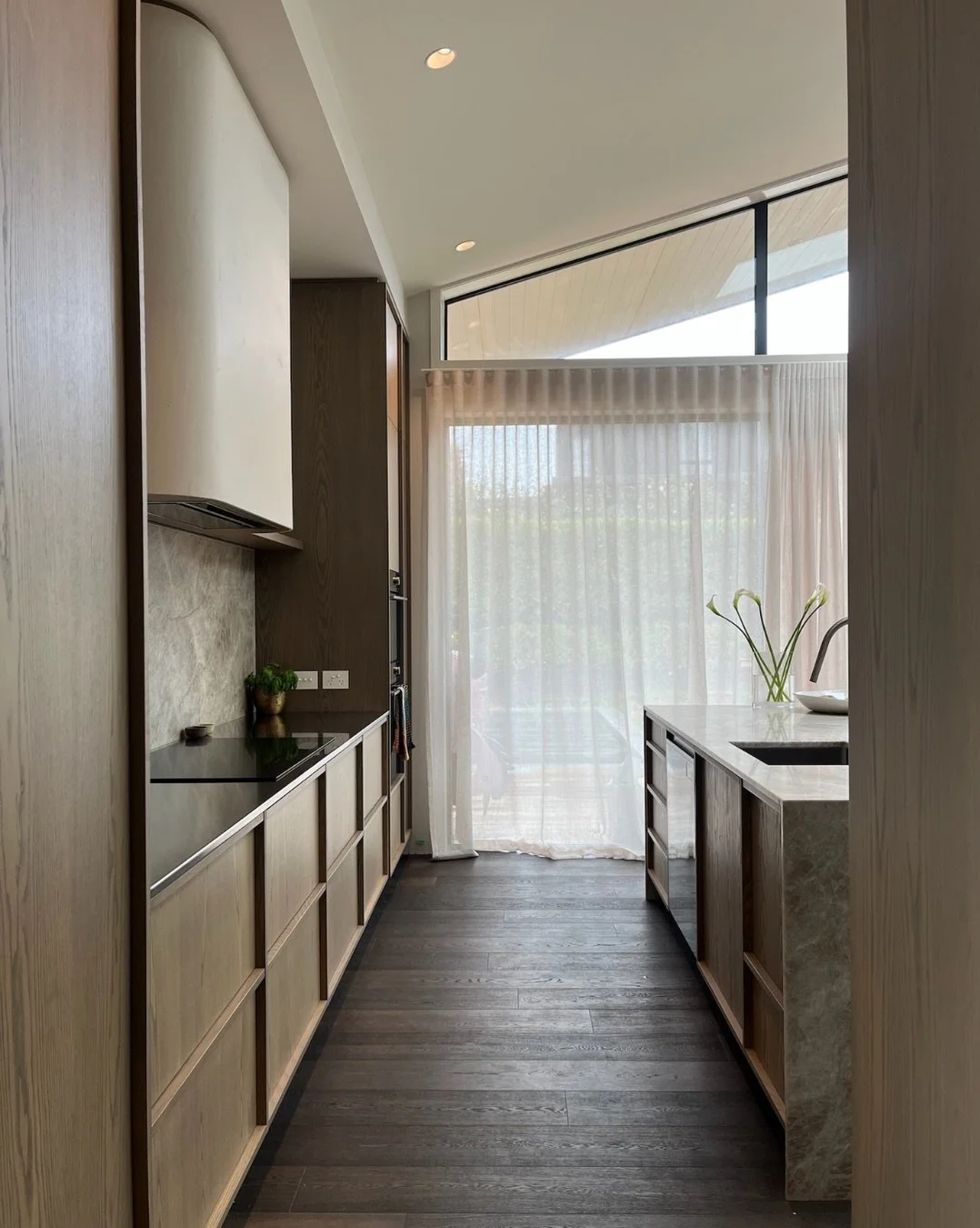 A beautiful family home renovation, bringing a fresh, modern extension to a classic bungalow. Soft, neutral tones create a warm and relaxed feel, while complementing the character and charm of the original home. 

Yellowfox Designer: Lucy McBride
Cab