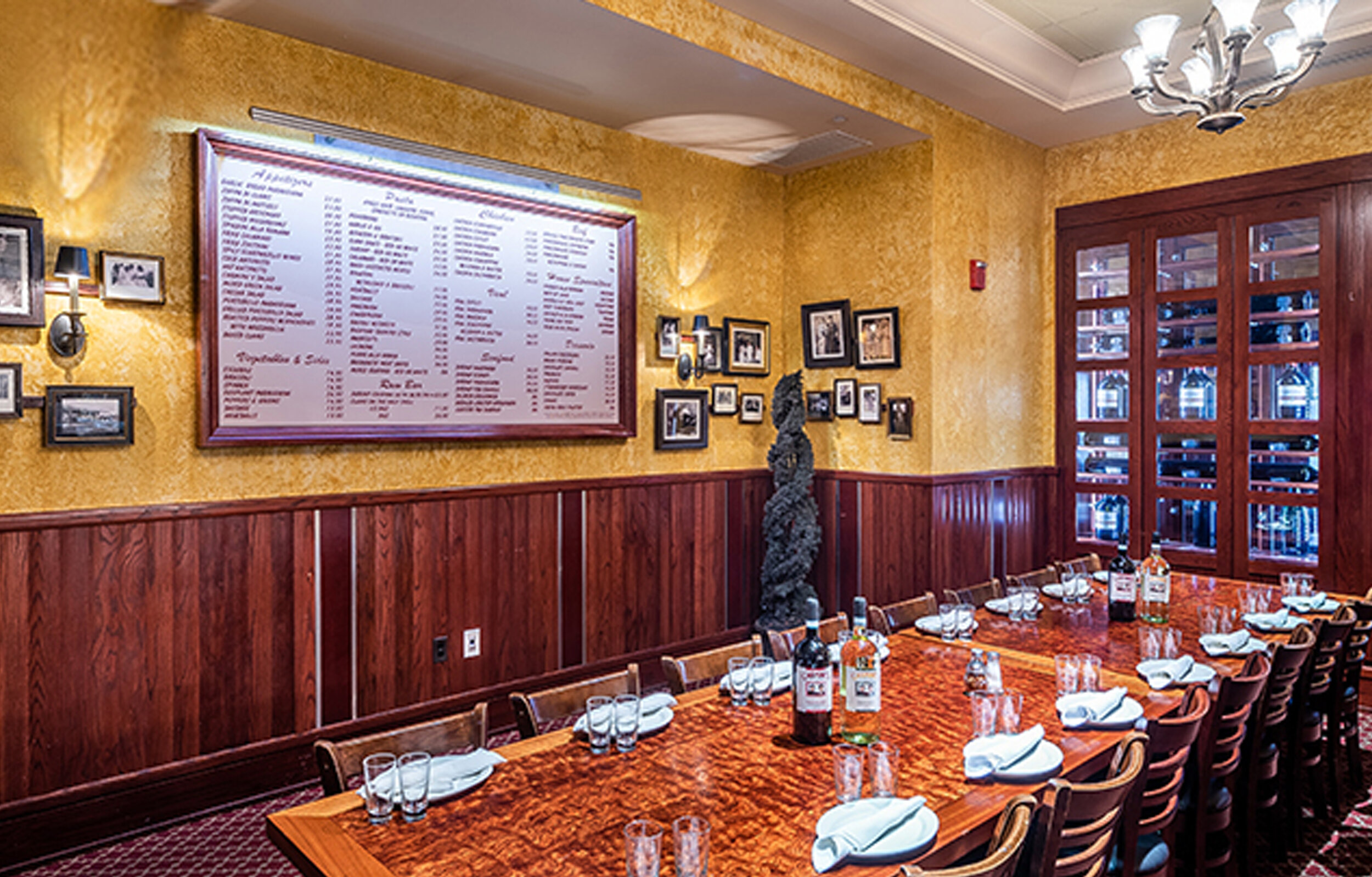 Carmine's Italian Restaurant, Botticelli Room - Washington, DC