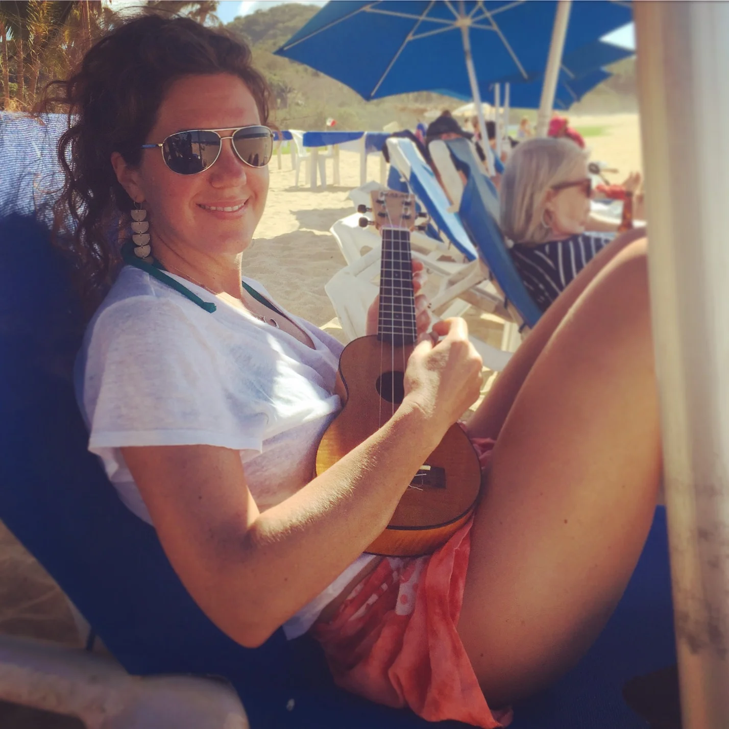 Playing my uke fiddle in Mexico. Very confusing for people there.
