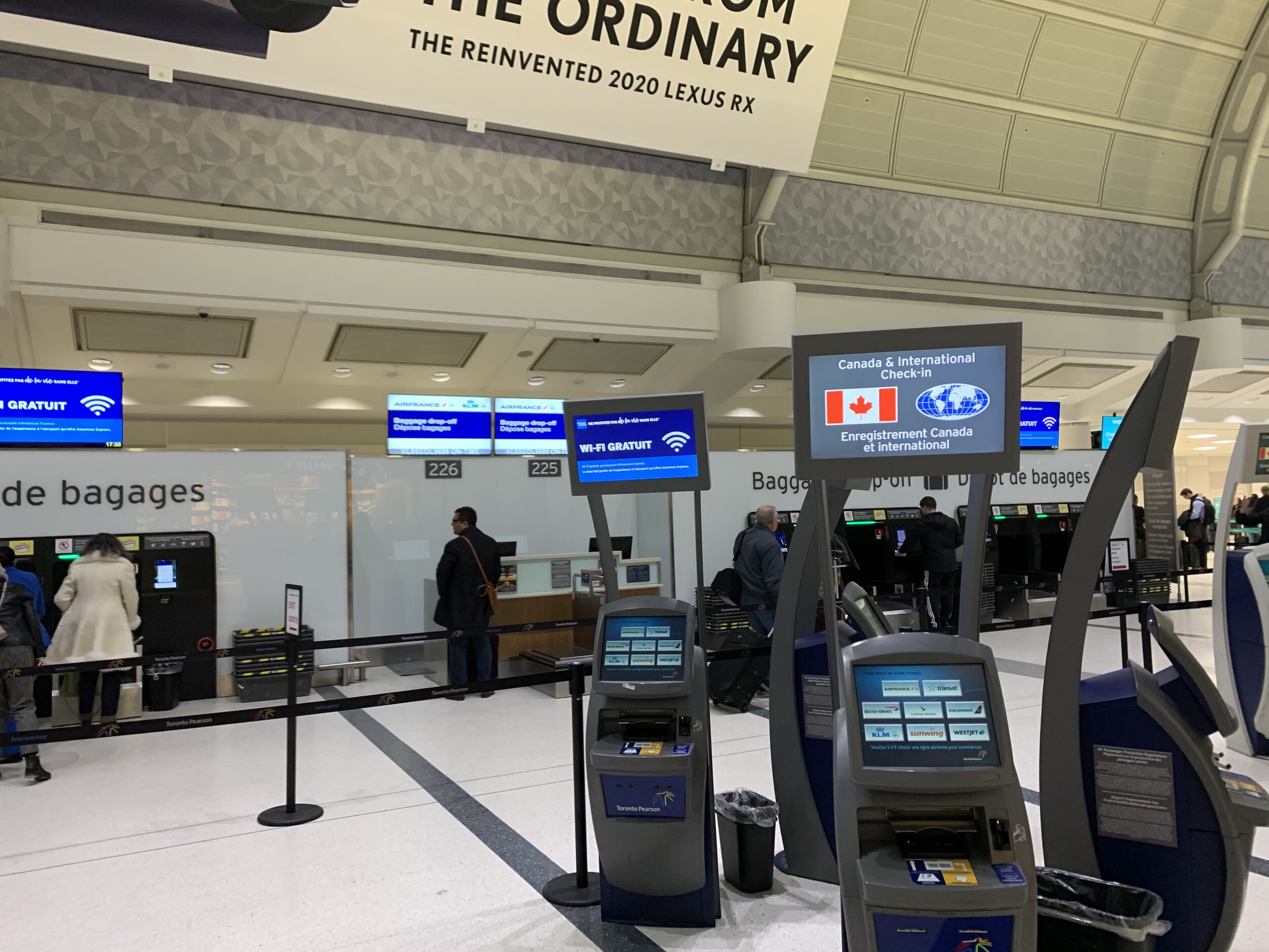 WestJet Economy Toronto to Vancouver (Flight Review) — DISTANT POINTS