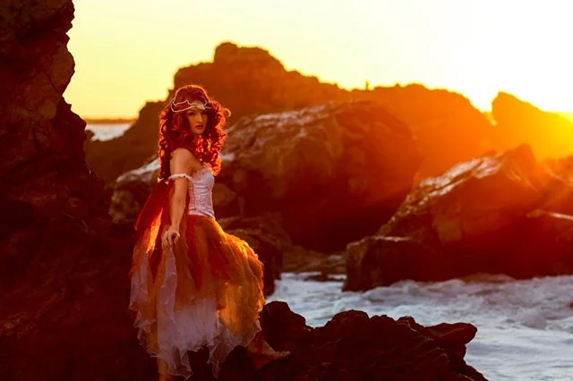 Goldeen Cosplay by @sunchildcosplay⁣
Photo by @MuddleBoyPhotography⁣
.⁣
.⁣
#goldeen #cosplay #gijinka #fashion #goldeengijinka #goldeenpokemon #pokemon #pokemongijinka #watertype #pokemontrainer #videogames #nintendo #gamer #ocean #sunset #costume #p