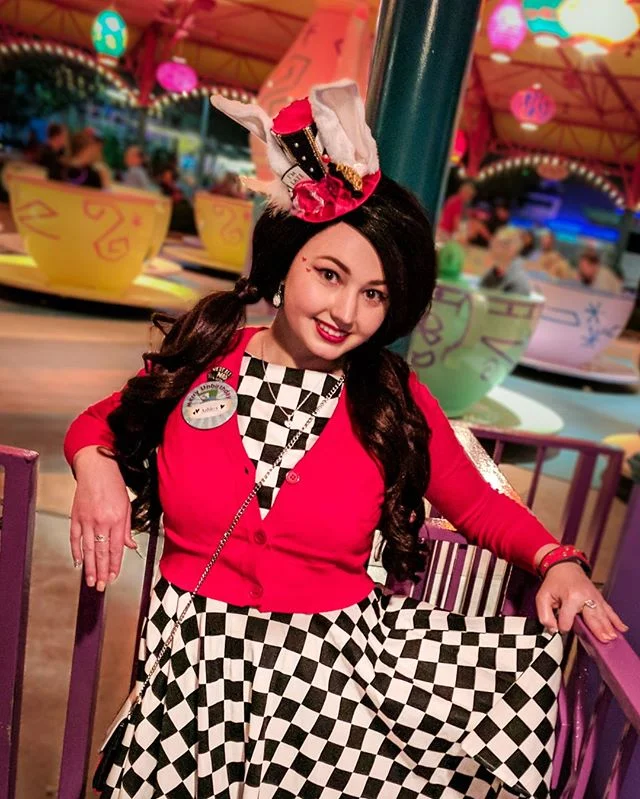 White Rabbit Disneybound by @lusk1691⁣
Photo by @MuddleBoyPhotography⁣
.⁣
.⁣
#WhiteRabbit #AliceInWonderland #Wonderland #MadHatter #Alice #DisneyBound #DisneySide #MadTeacups #WDW #MagicKingdom #DisneyWorld #WaltDisneyWorld #DisneyParks #DisneyStyle