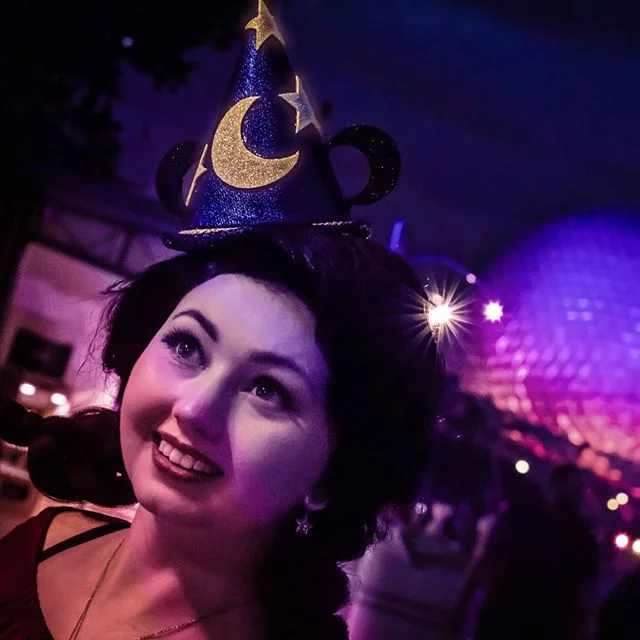 Sorcerer Mickey Disneybound by @lusk1691⁣
⁣Photo by @MuddleBoyPhotography⁣⁣
.⁣
.⁣
#MickeyMouse #SorcererMickey #Fantasmic #Epcot #FreshEpcot #Magic #WDWBDE #Disney #WDW #DisneyWorld #WaltDisney #WaltDisneyWorld #DisneyParks #DisneyStyle #DisneyBound 
