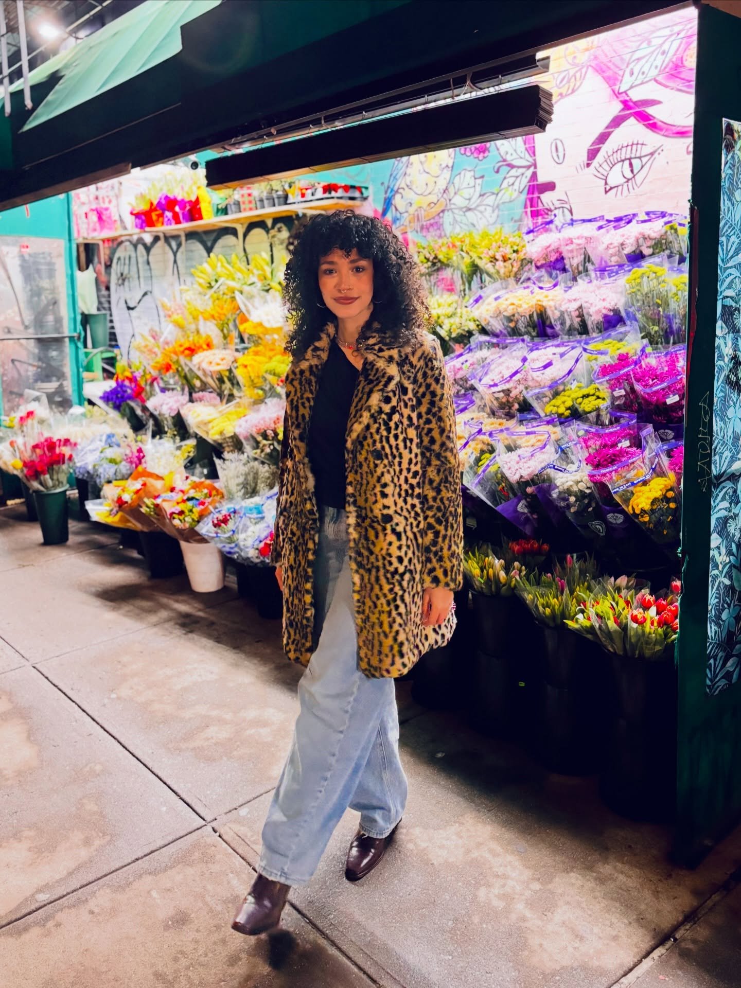 Twas' a florescent 34 🎂💐