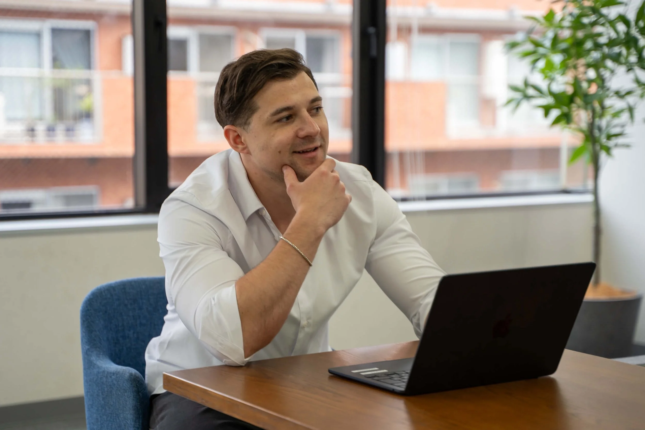 Julien explains AI hiring in Japan