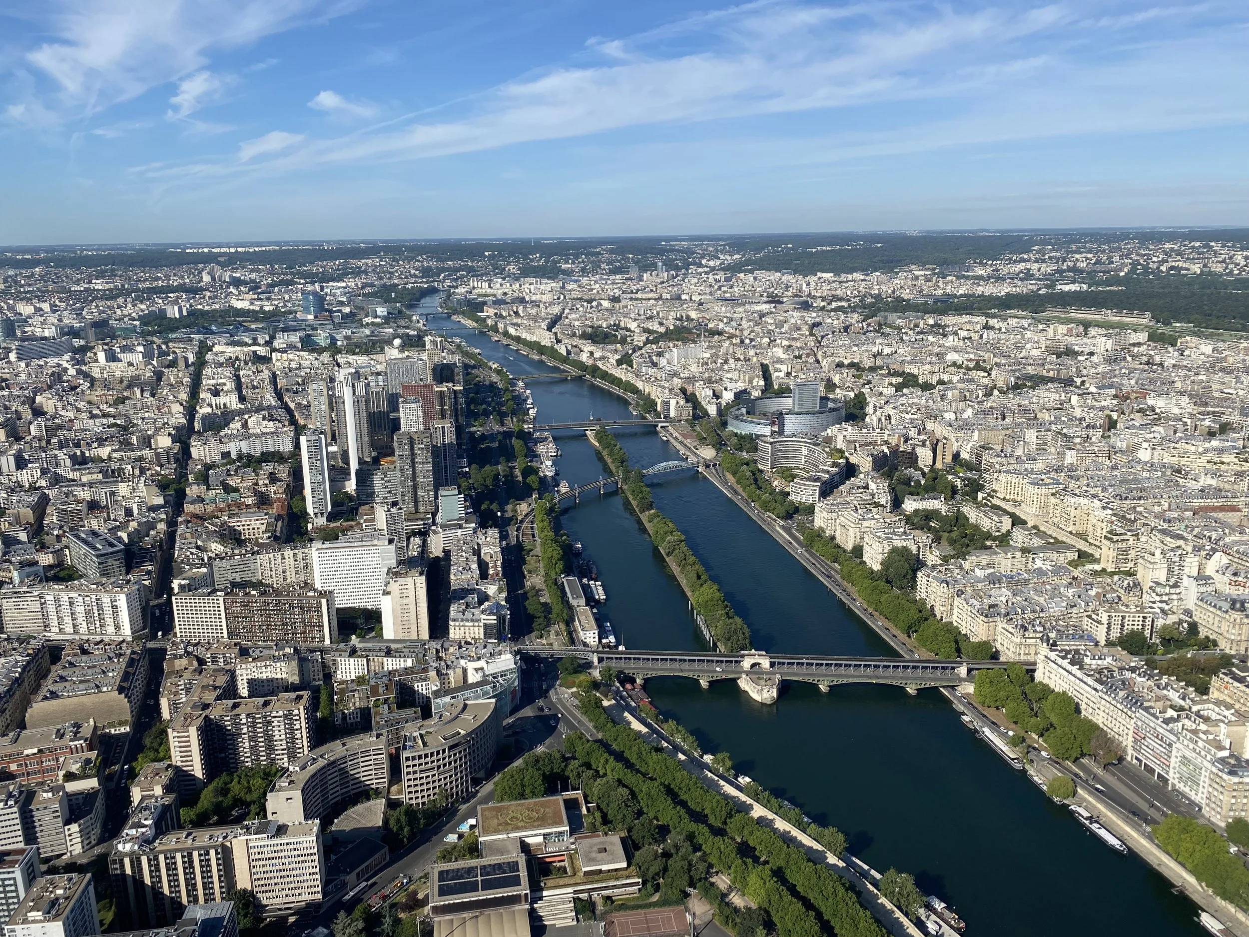 siene from eiffel.jpg