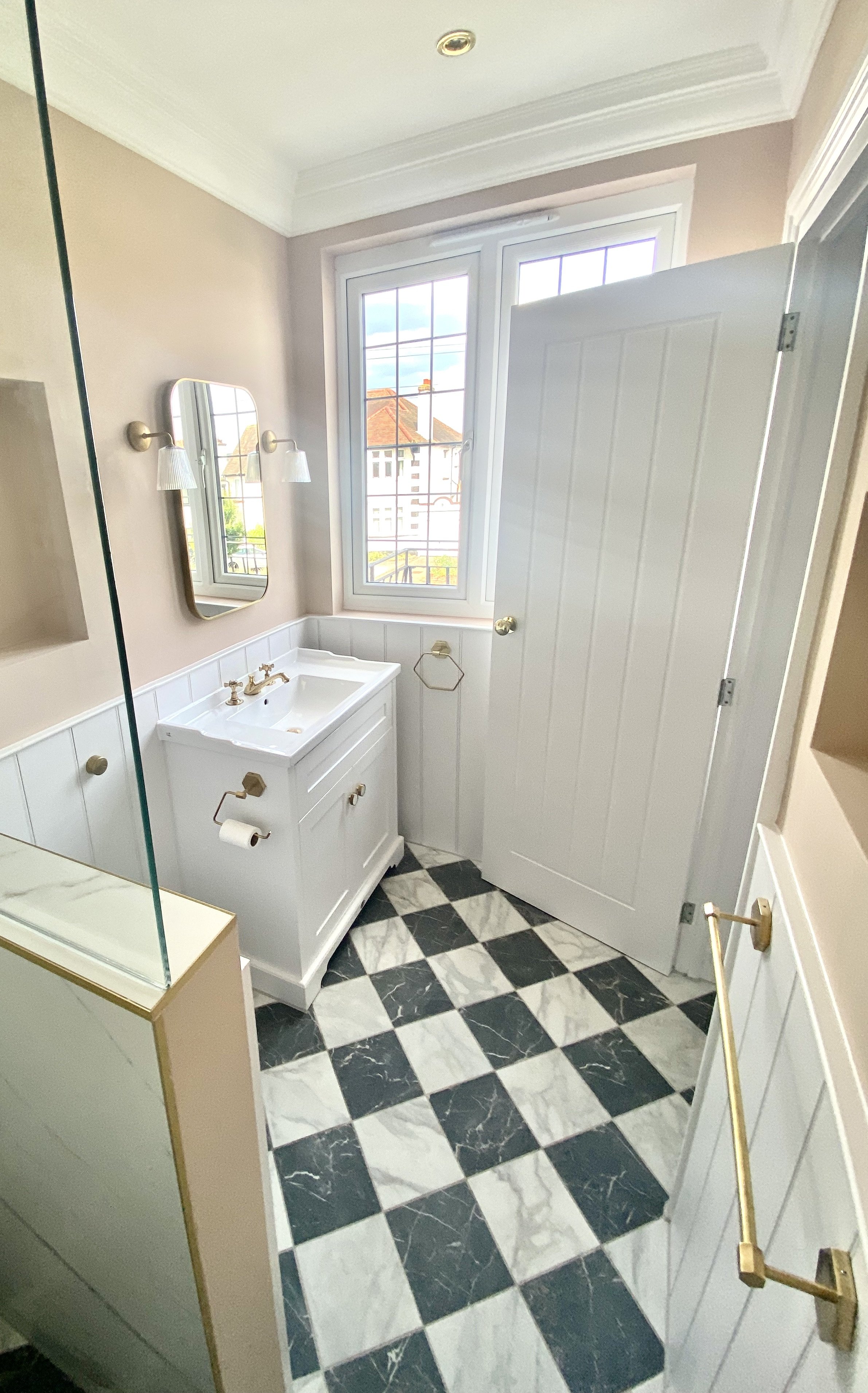 Ensuite copy.jpeg