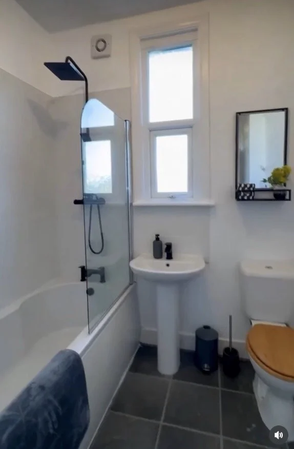 Bathroom.jpeg