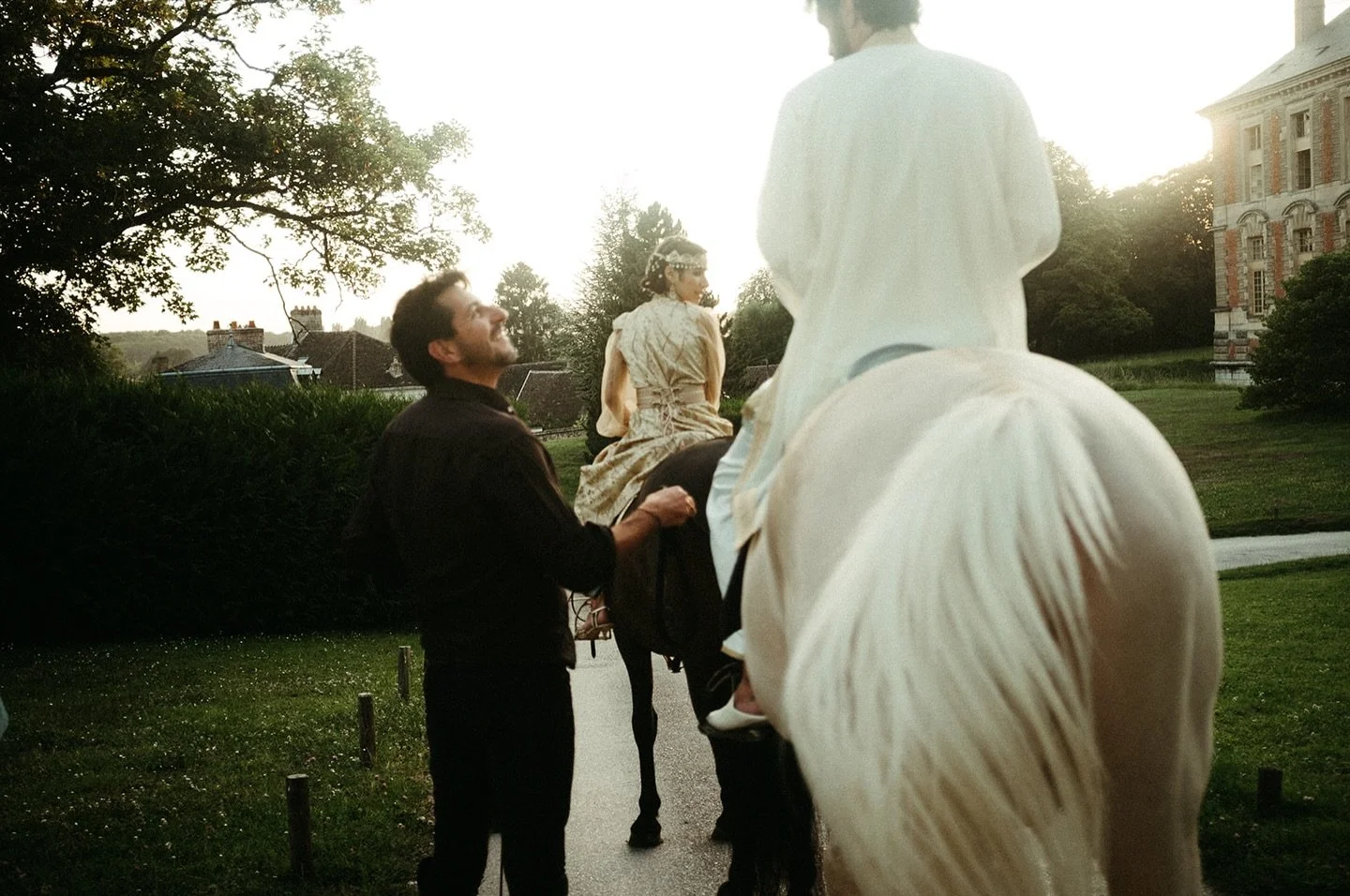 Grand entrance, 2024

#ParisWeddingPhotographer
#LuxuryWedding
#FineArtWedding
#DestinationWedding
#LuxuryBride
#RomanticWeddingPhotography
#WeddingInParis
#PhotographeMariageParis
#ElinaChantelWeddings
#Photographemariagefrance
#Luxuryweddingfrance