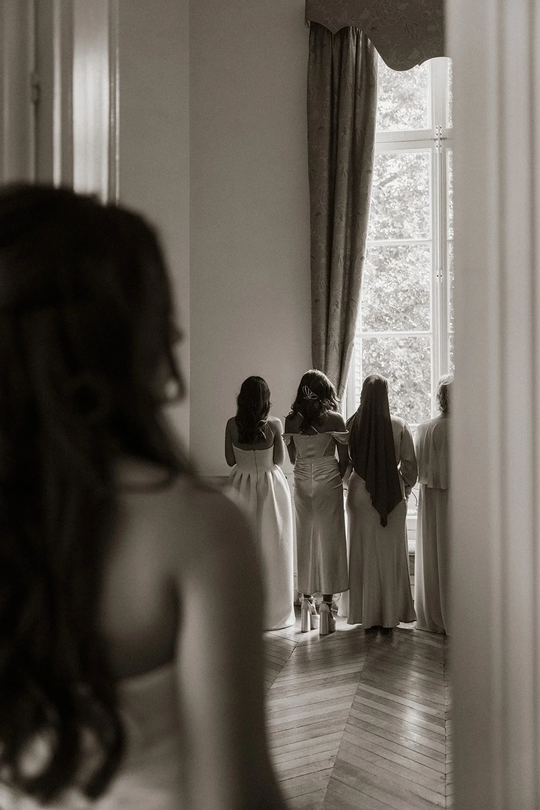 Clémentine & Nicolas B&W - _elinachantelweddings-029.jpg