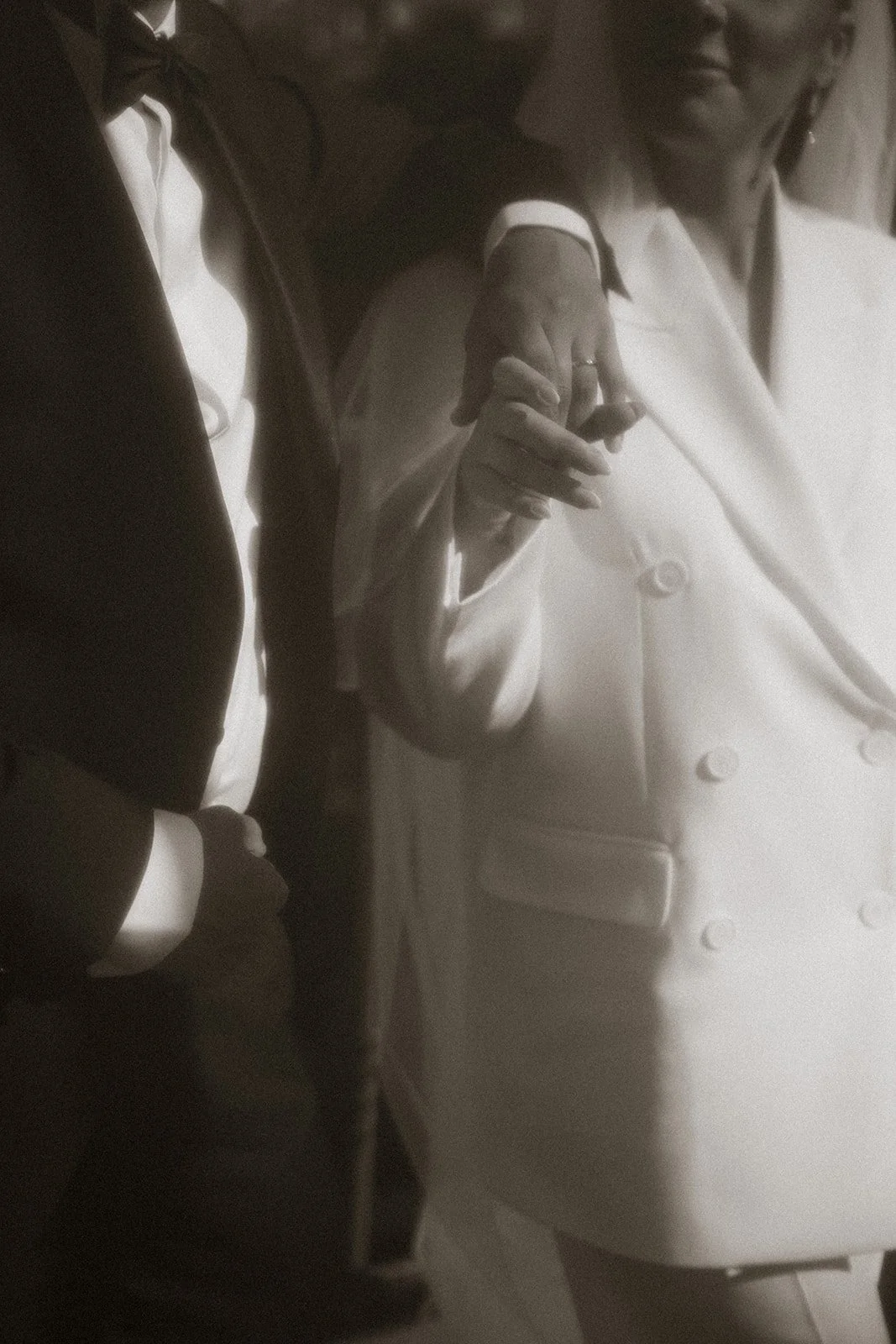 Justine & Rohail (B&W) - 25.05.2024 - _elinachantelweddings-008.jpg