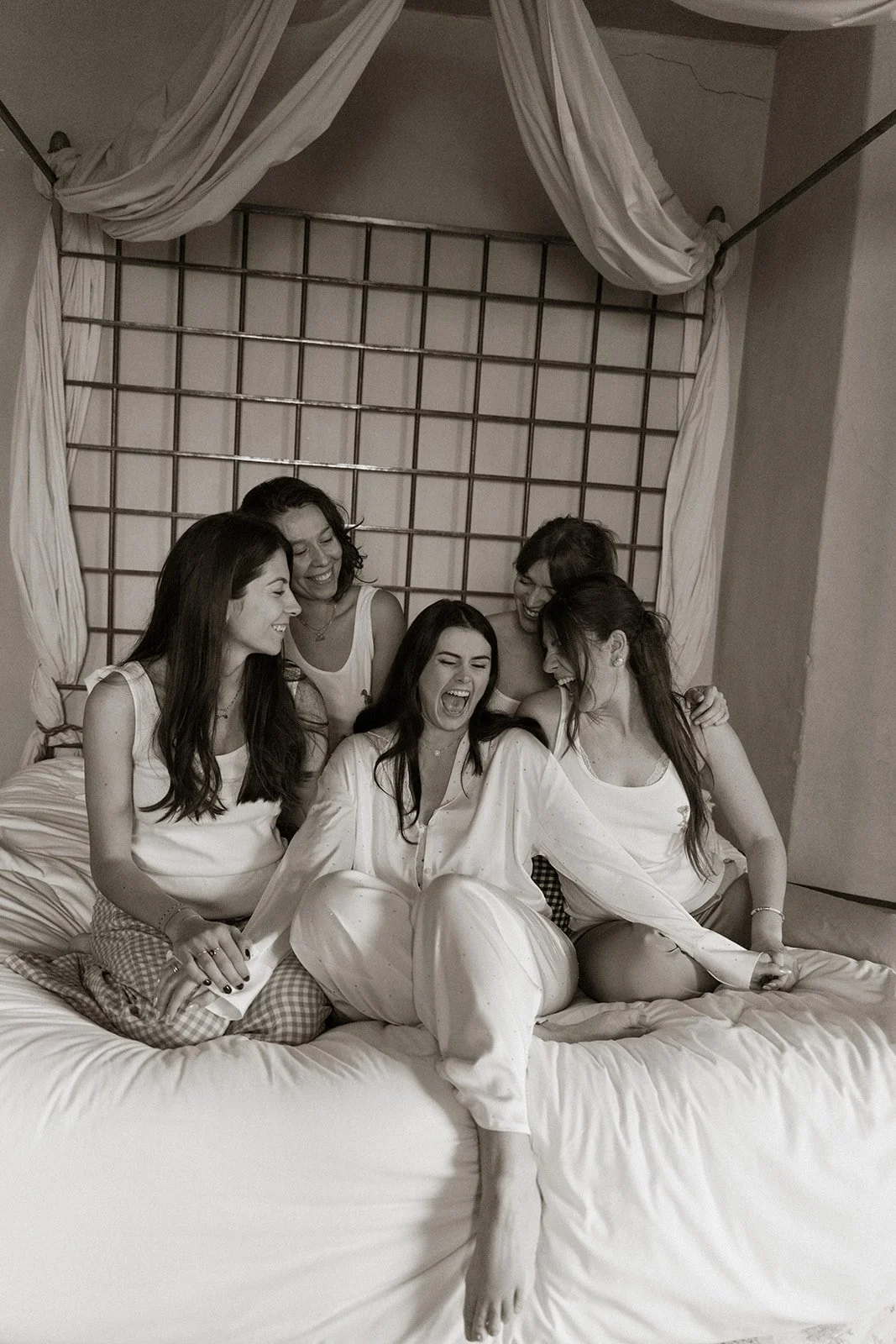 Ludmilla&Charles - d-day B&W - _elinachantelweddings-005.jpg