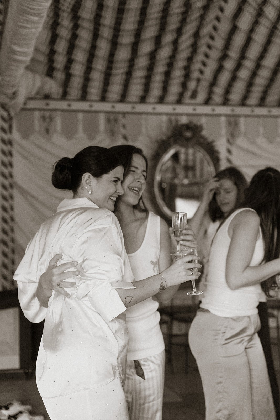 Ludmilla&Charles - d-day B&W - _elinachantelweddings-024.jpg