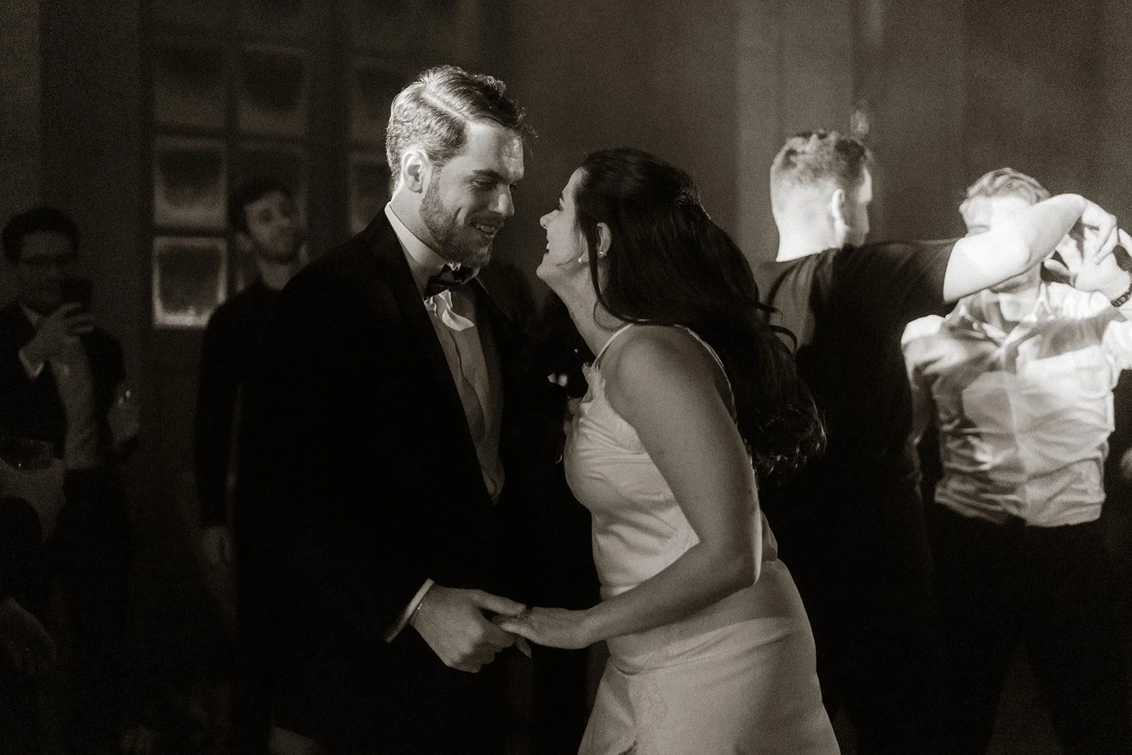 Ludmilla&Charles - d-day B&W - _elinachantelweddings-336.jpg