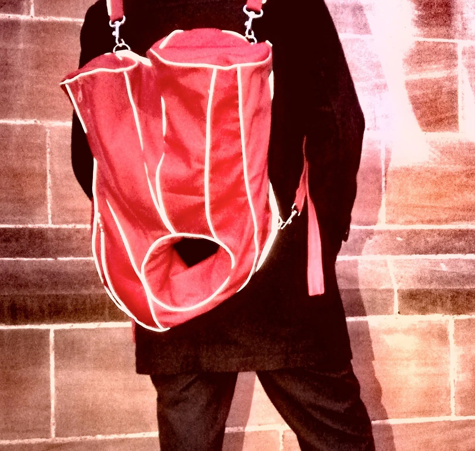      &nbsp;      

 
   aw19 MK: a RESEARCH of INNER-SELF  a COMPETITION by MICHEAL KORS  Within the competition, I developed my design through  3D modeling .The digital design method which I continue exploring would be a practical solution to the fa