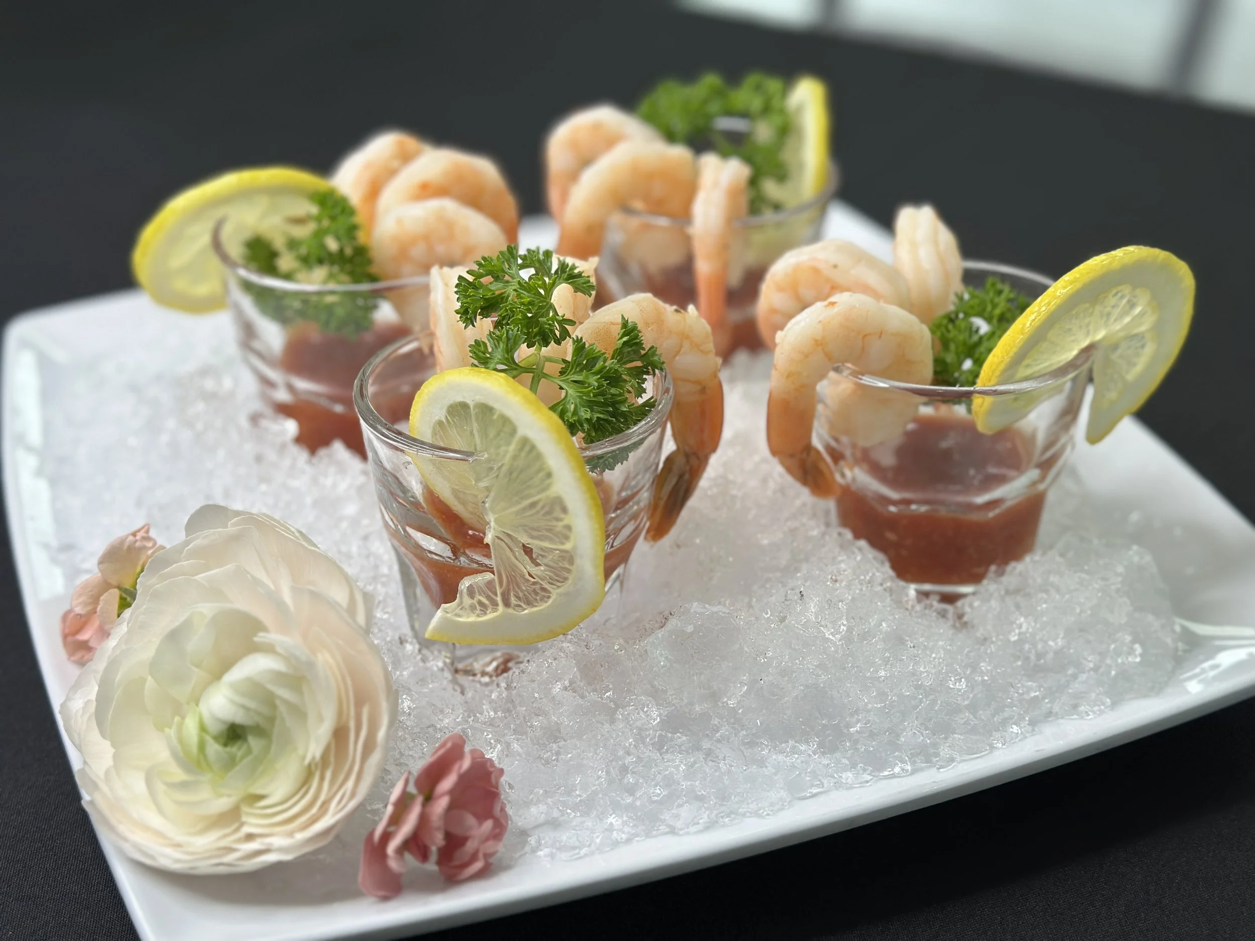 Sunday Brunch — Lakeside Gardens