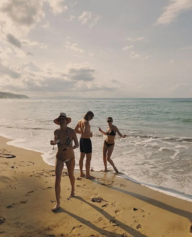 Staying close to the small and free things that comfort our souls &hearts;️⁠
.⁠
.⁠
.⁠
.⁠
.⁠
#arakai #arakaiyogaretreats #yoga #yogaretreats #wellbeing #wellness #meditation #beach #balance #healthyliving #inspiration #selflove #love #happinessh #medi