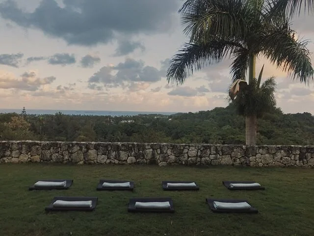 Nothing beats a practice in a beautiful setting surrounded by nature! 🍃🌞⁠
.⁠
.⁠
.⁠
.⁠
.⁠
#arakai #arakaiyogaretreats #yoga #yogaretreats #yogaforlife #dailyyoga #mindfulness #wellbeing #wellness #balance #healthyliving #inspiration #meditation #sel