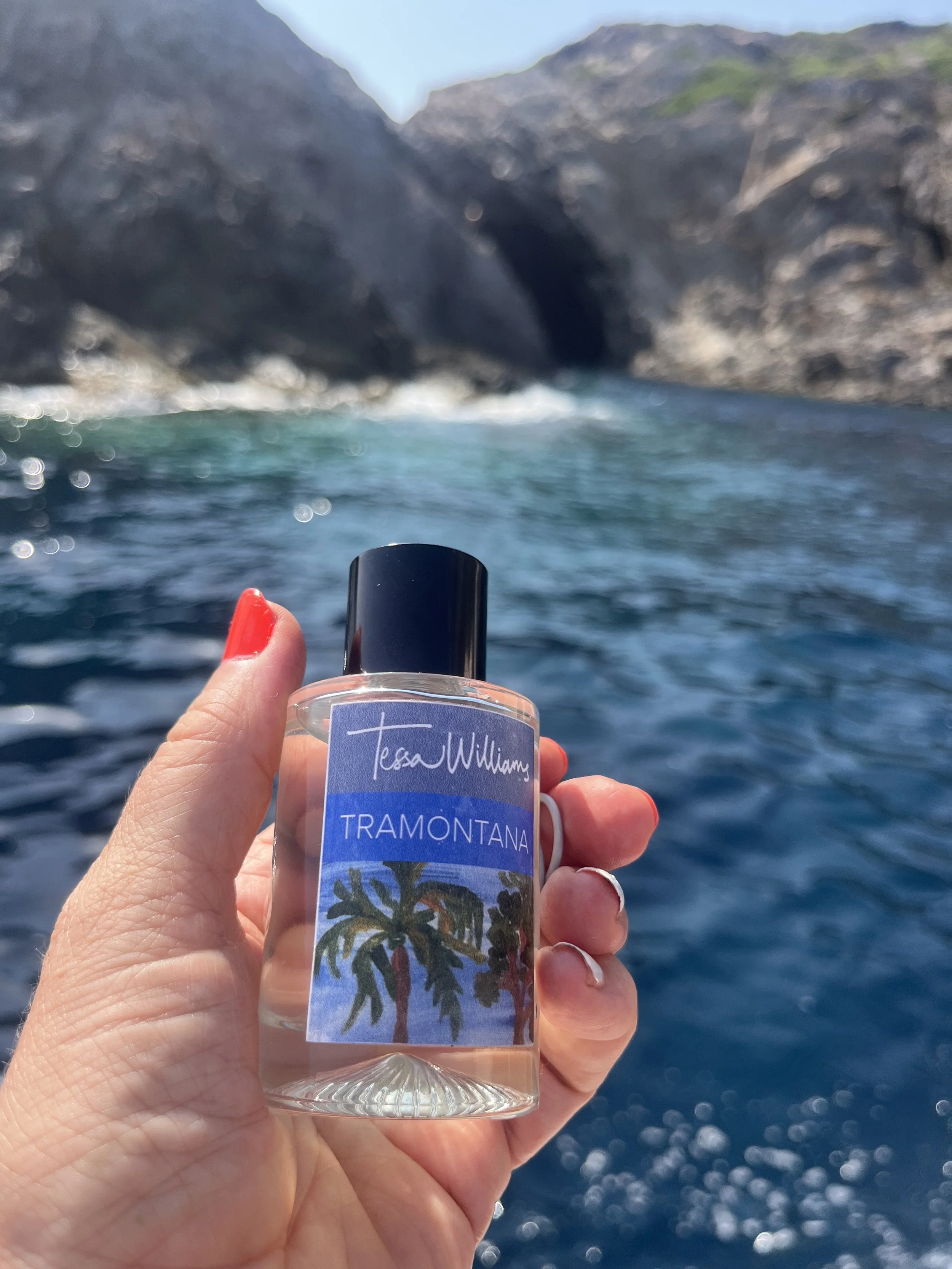 TRAMONTANA creek 1.jpg