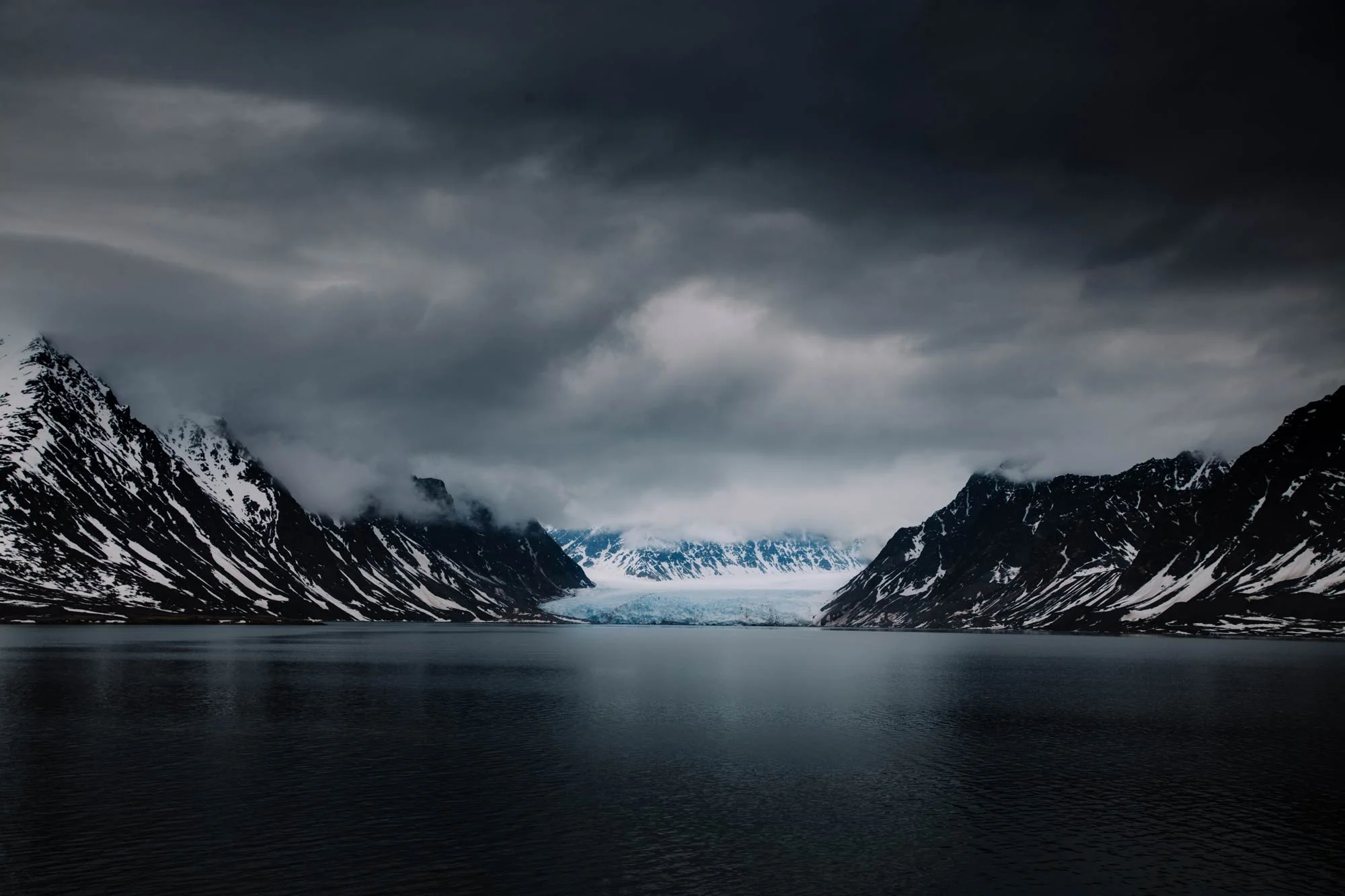 Svalbard-Glacier-01.jpg