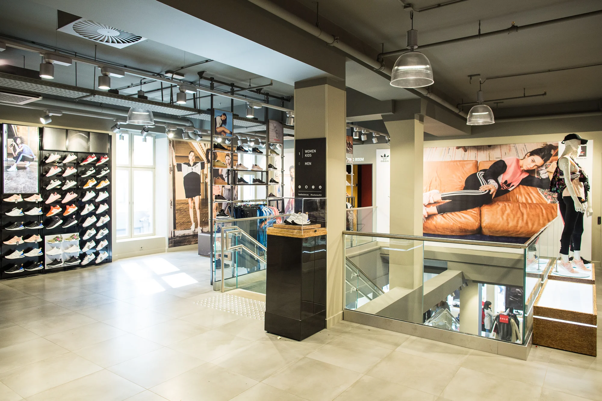 Footlocker Oslo_Arkyn_Intermarketing_©Jonas Meek_15.jpg