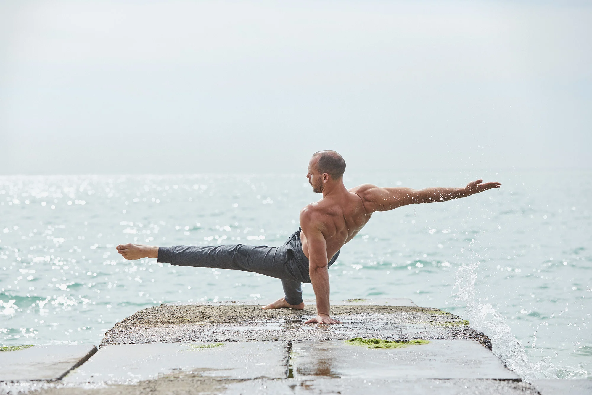 UK-LuluLemon-DownwardDoug-04.jpg