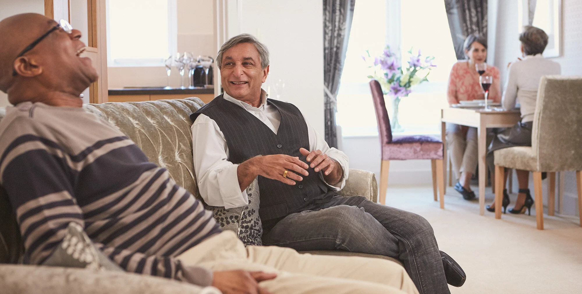 Luxury-Retirement-Apartments-04.jpg