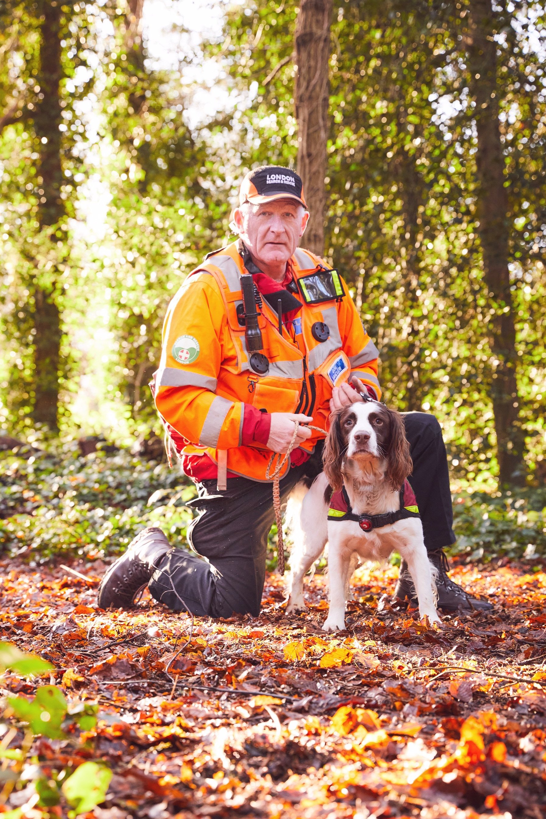LONSAR-search-rescue-spaniel-dog-handler-portrait.jpg