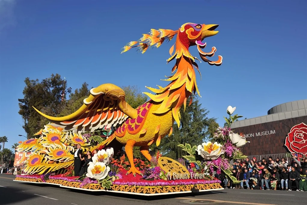 roseparadefloat.jpg