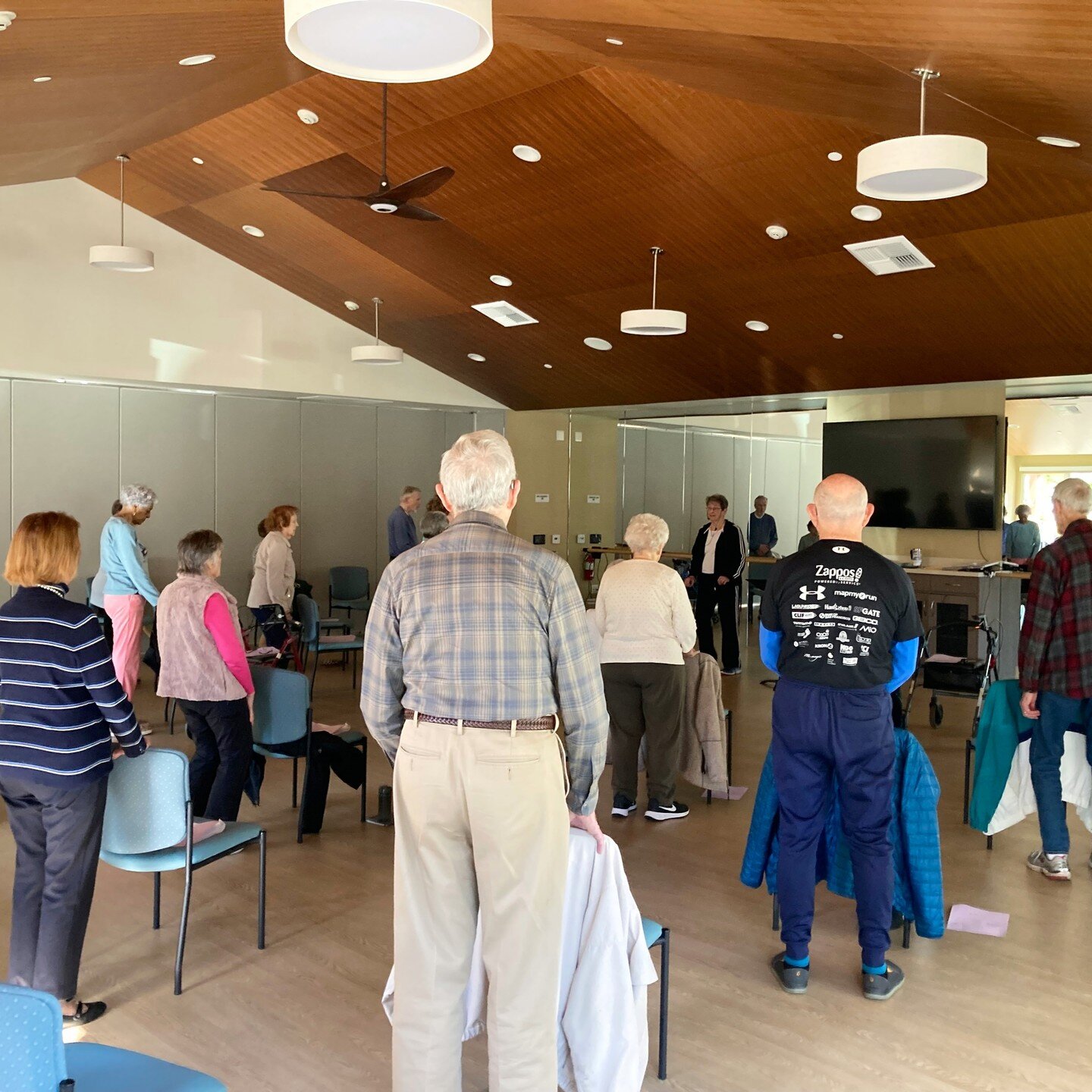 Did you know&hellip;our balance starts to decline around age 50! MVGH Residents participated in a balance class last Saturday, diving into posture and breathing techniques with the amazing Dianne Whiting, PT and a resident here at the Grove. This cla