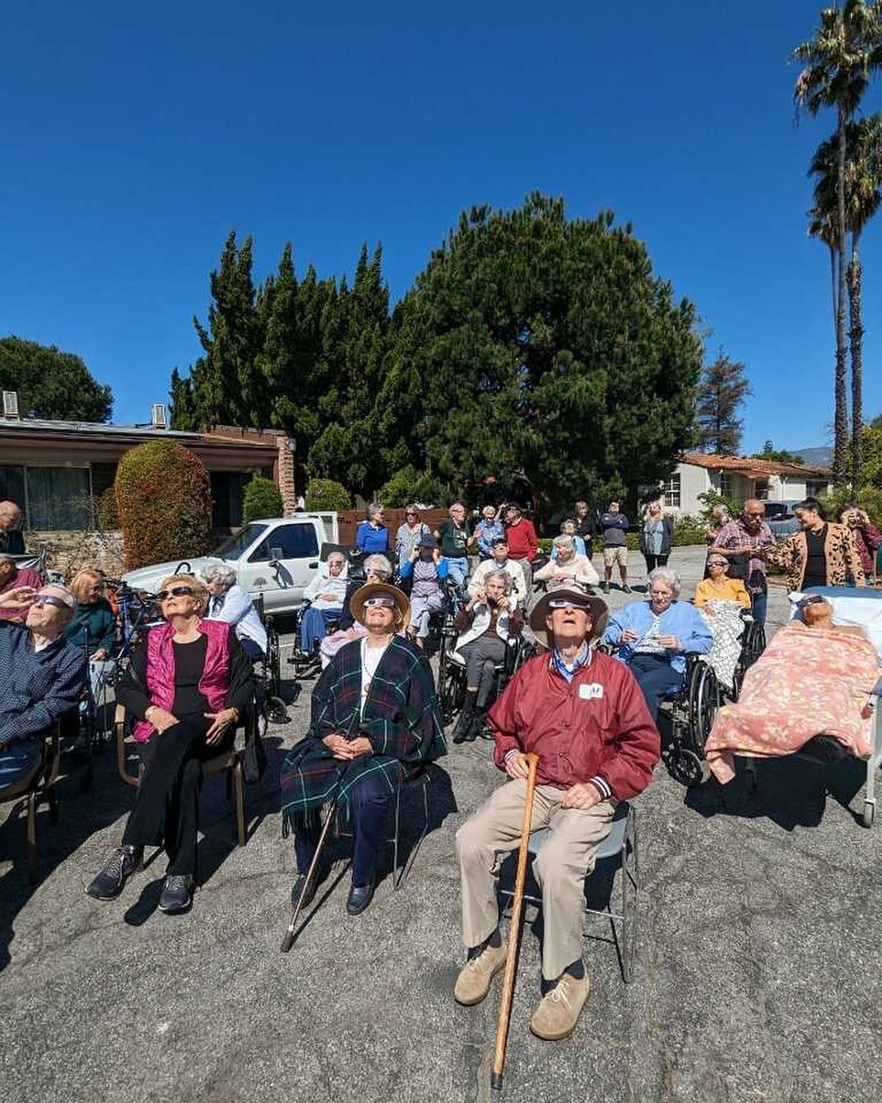 It was an epic Monday here at the Grove! Residents and staff gathered outside to witness the total solar eclipse! 
#solareclipse #community #seniorcare