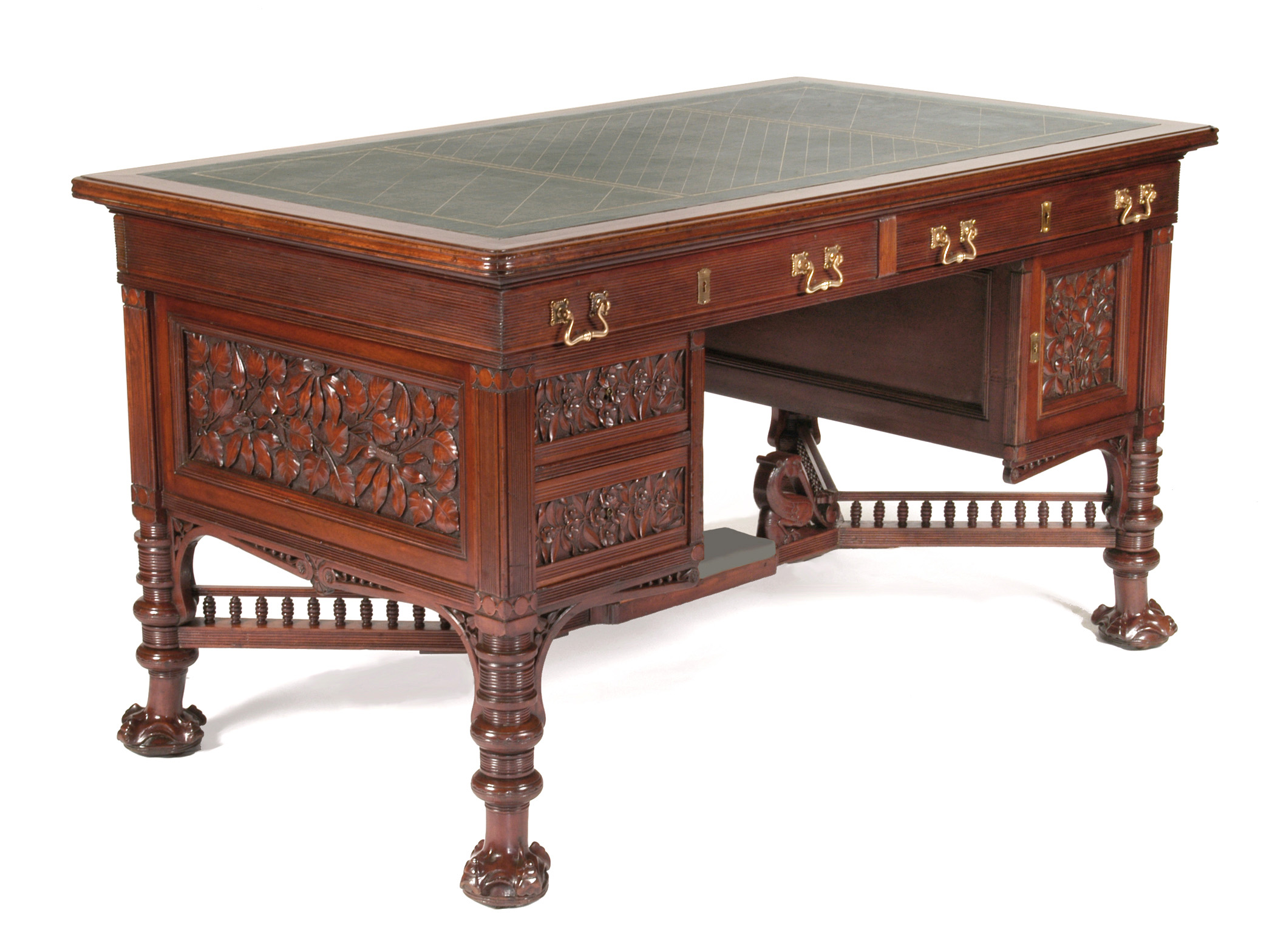 412 Desk 3-4 view.jpg