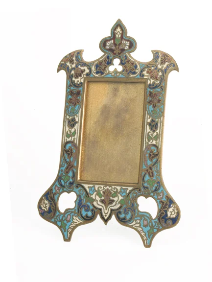 468 Pierced Champ Frame LR.jpg