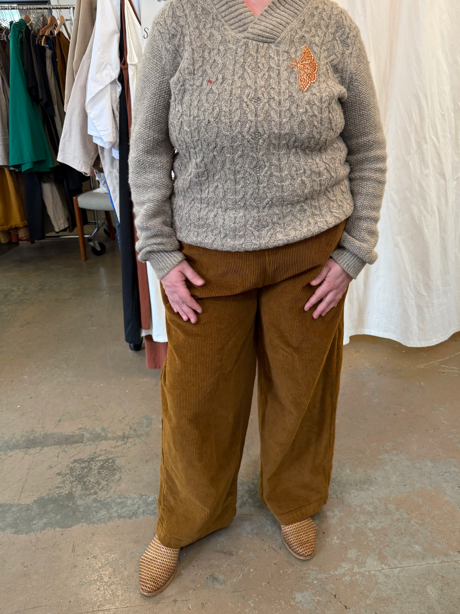 パンツ cornier LAMB WOOL CASHMERE MOSSER PANTS Nora Trouser — Moss Grey Atelier