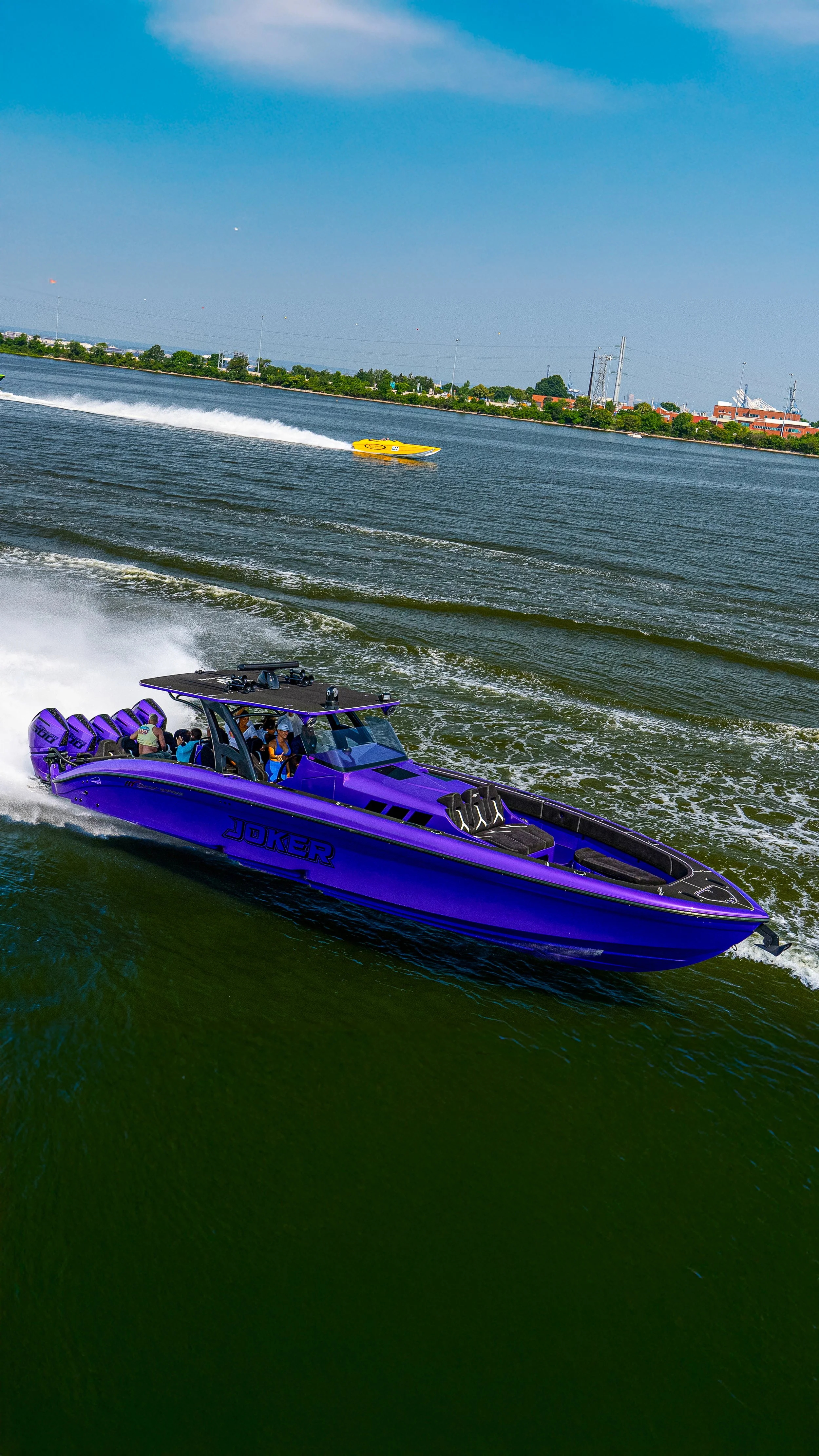 43' Midnight Express Joker-4.JPG