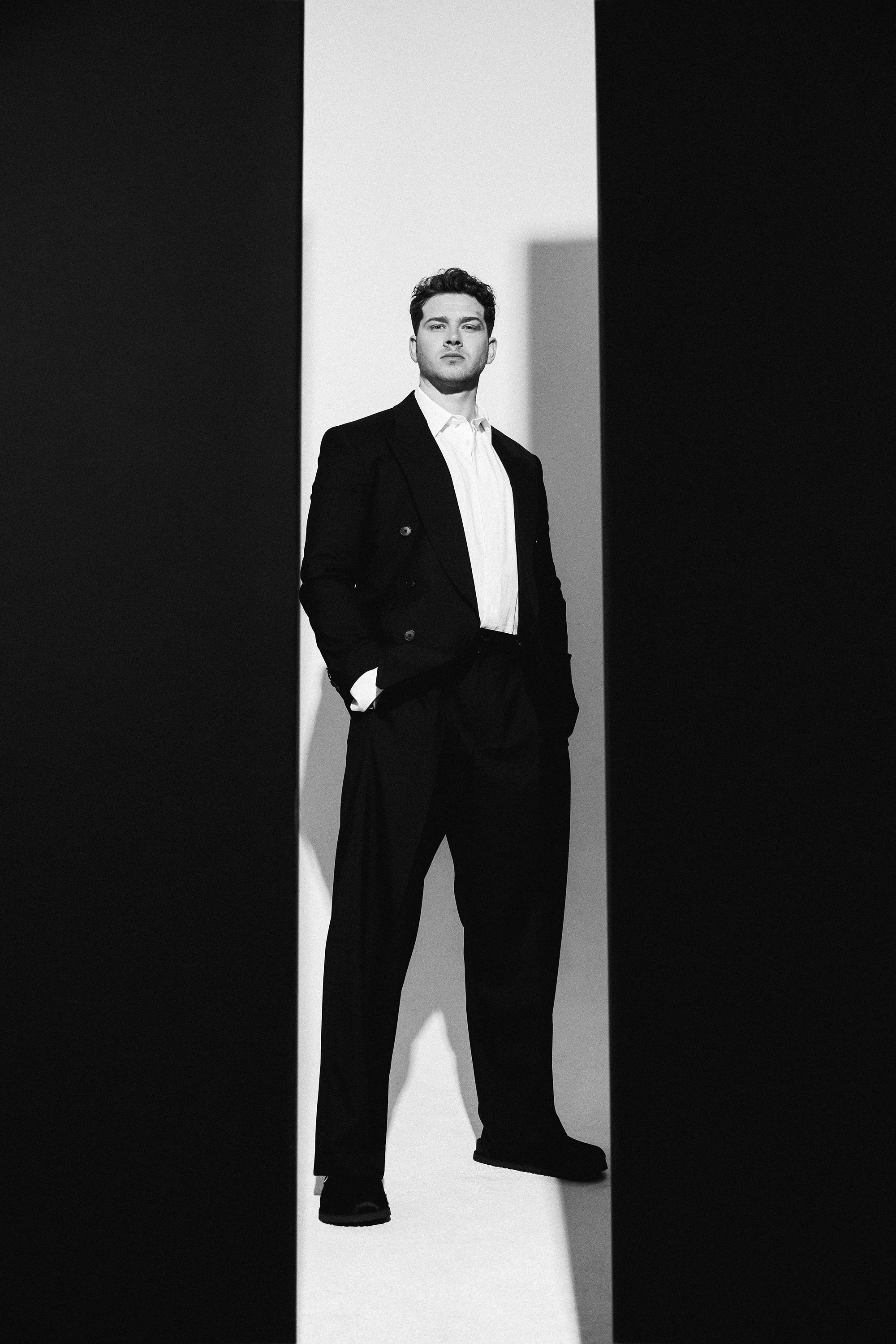 03012026_Oliver Stark19600+BWmd.jpg