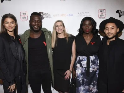 Julie Lewis Honored with Nelson Mandela Changemaker Award