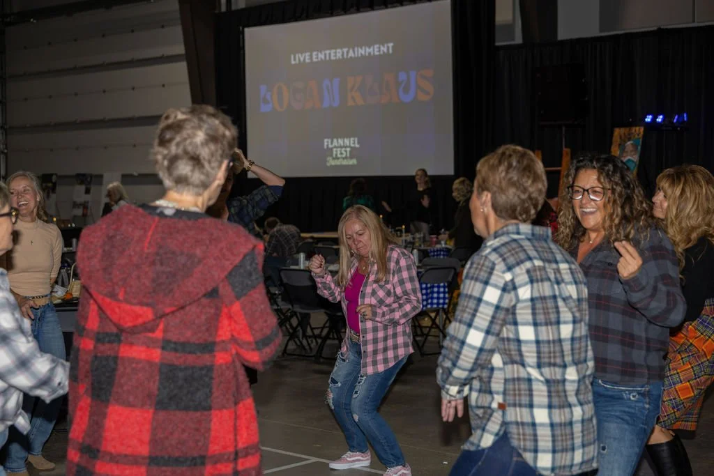 FlannelFest(320).jpg