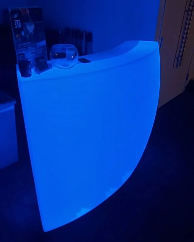 Who doesn't want that glow? #privateevents #torontoeventspace 📷@this.is.nikolai