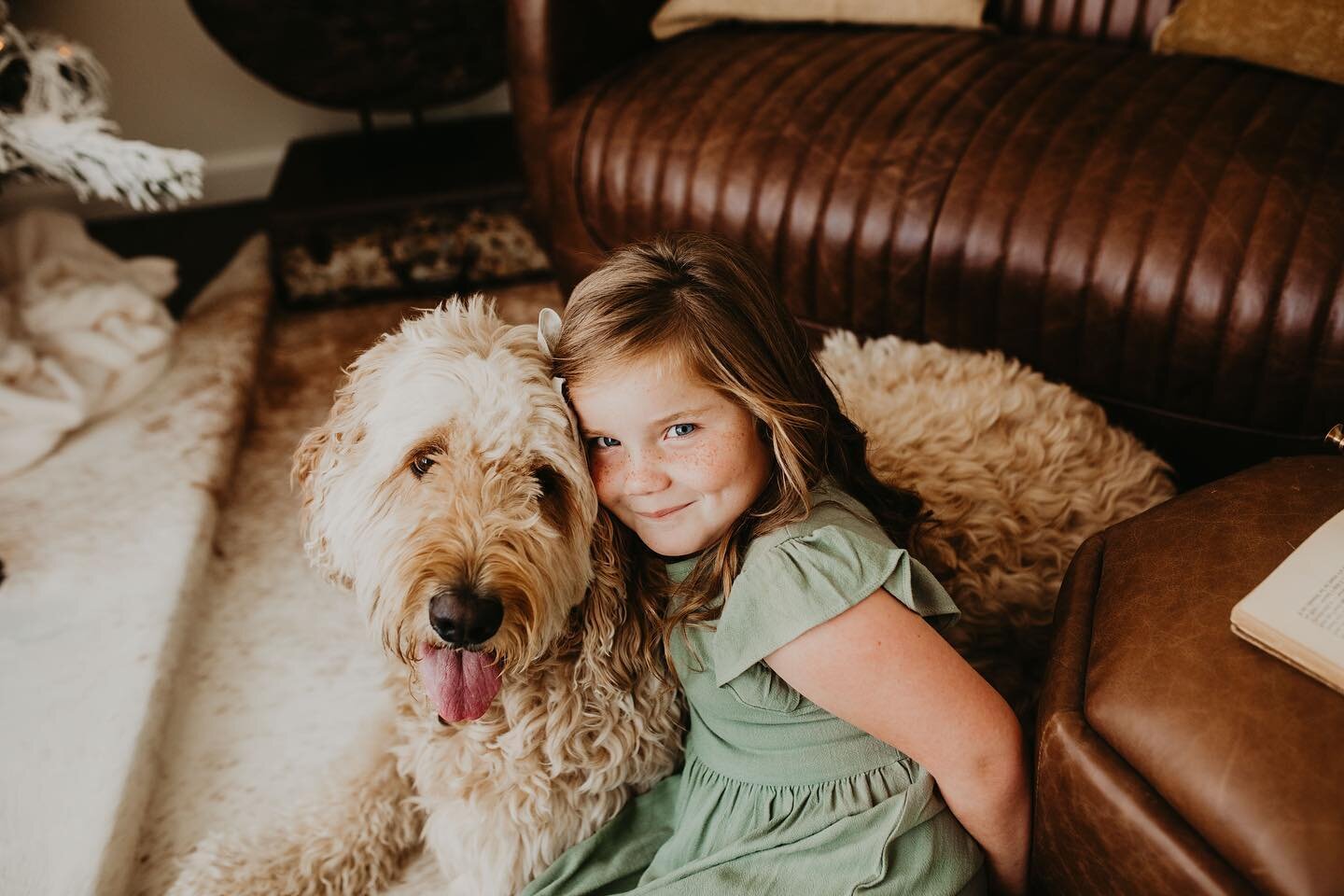 ✨Reese Studio✨

Warning, studio may make you misty eye by capturing those special moments. We are so excited to be able to offer an accessible studio, for all those who may have missed out to due to mobility, or for your furry four legged family memb