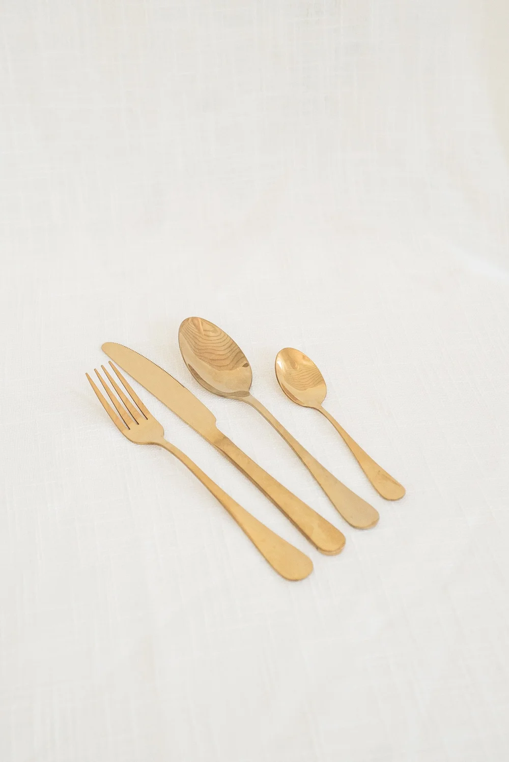 MODERN SHINY GOLD FLATWARE — Set The Table
