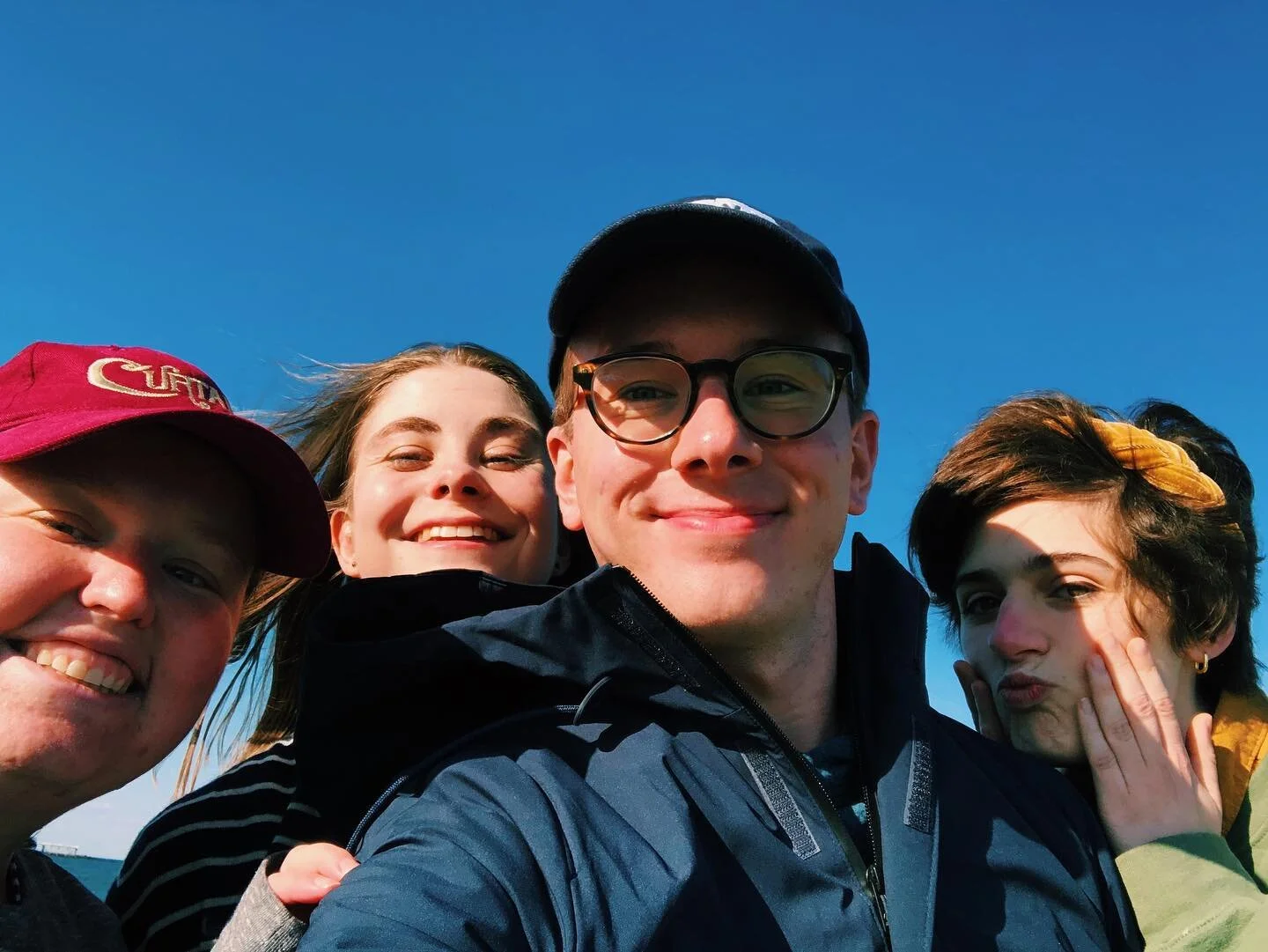 you could say we went on a great adventure ☀️🎠🎢
&bull;
&bull;
&bull;
&bull;
&bull;
📸: @jontfleming and me
#belmarnj #belmar #sixflags #sixflagsgreatadventure #carousel #rollercoaster #superman #sand #sun #water #friends #smiling #masks #vaccinated