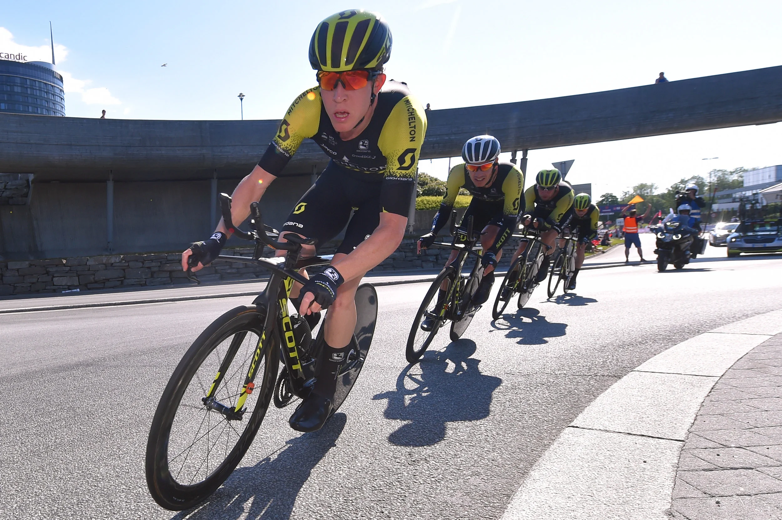 Riding on the front during the Hammer Chase at Hammer Stavanger in 2018 (Getty Images)