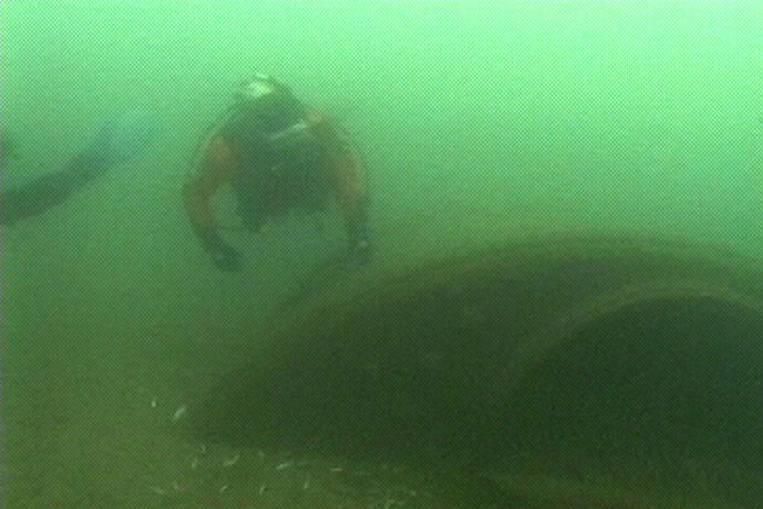 Diving on the Boiler of the Cort