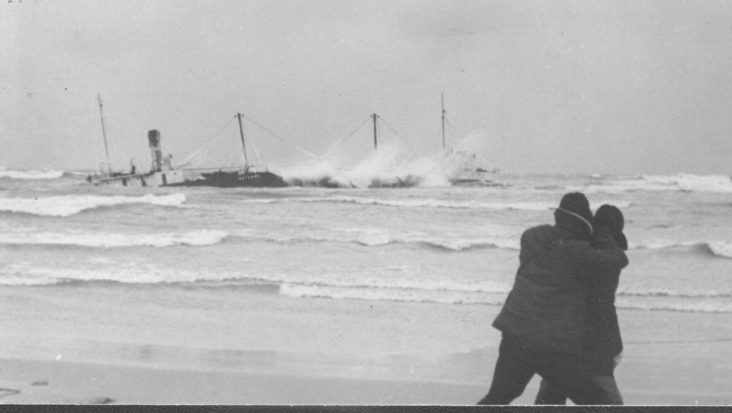 The 1940 Storm Safe Ashore — Shipwreck Podcasts