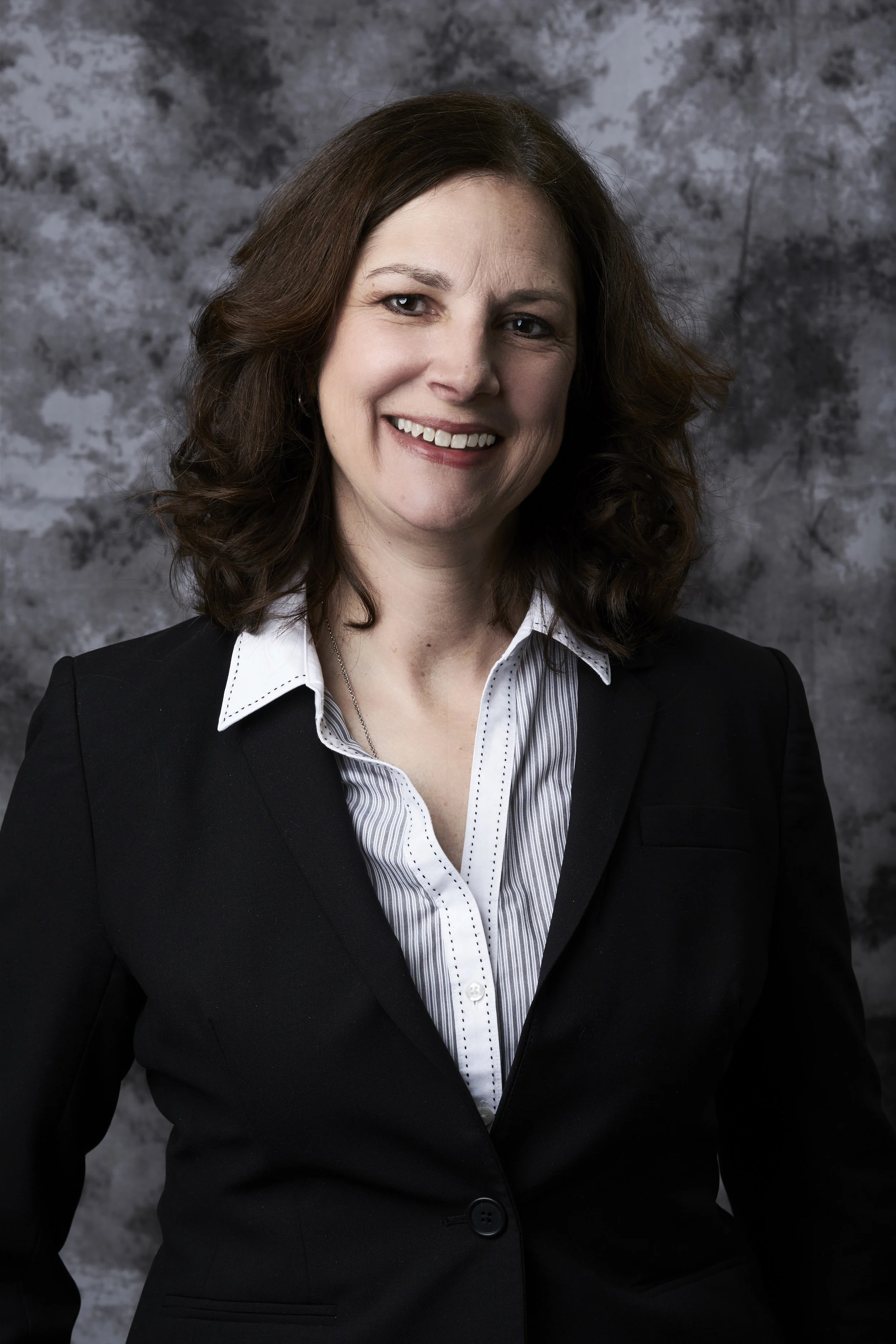 BondpaHeadshots0222_pp.jpg
