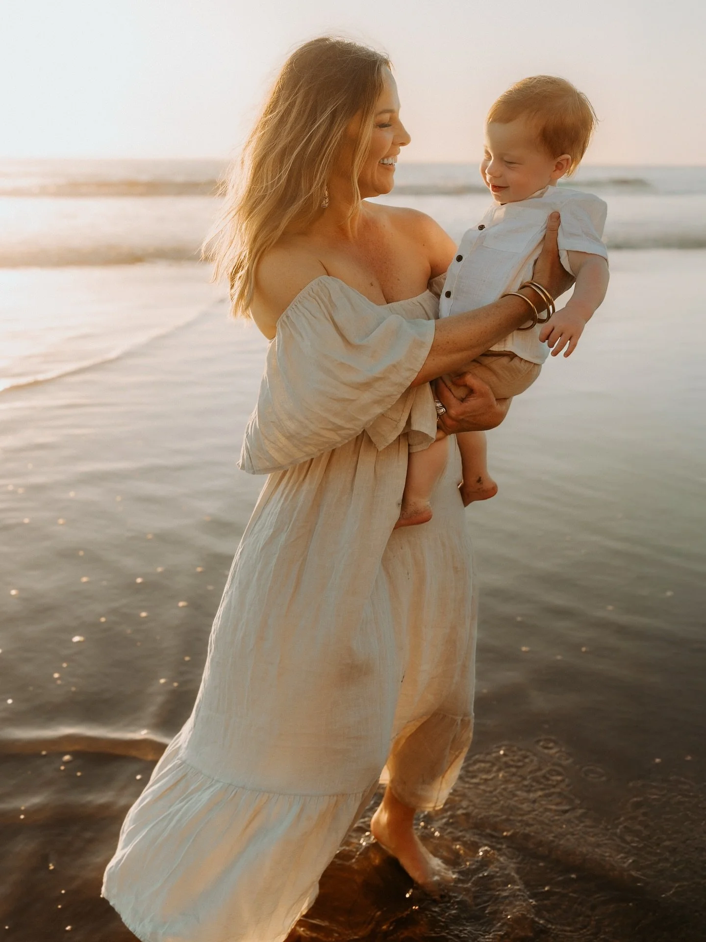 This mother and son session was the absolute sweetest 🤍

.
.
.
.
.
.
.
.
.
.
#sdphotographer #sandiegophotographer #sandiegofamilyphotographer #sandiegolifestylephotographer #socalphotographer #californiaphotographer #unscriptedposingapp