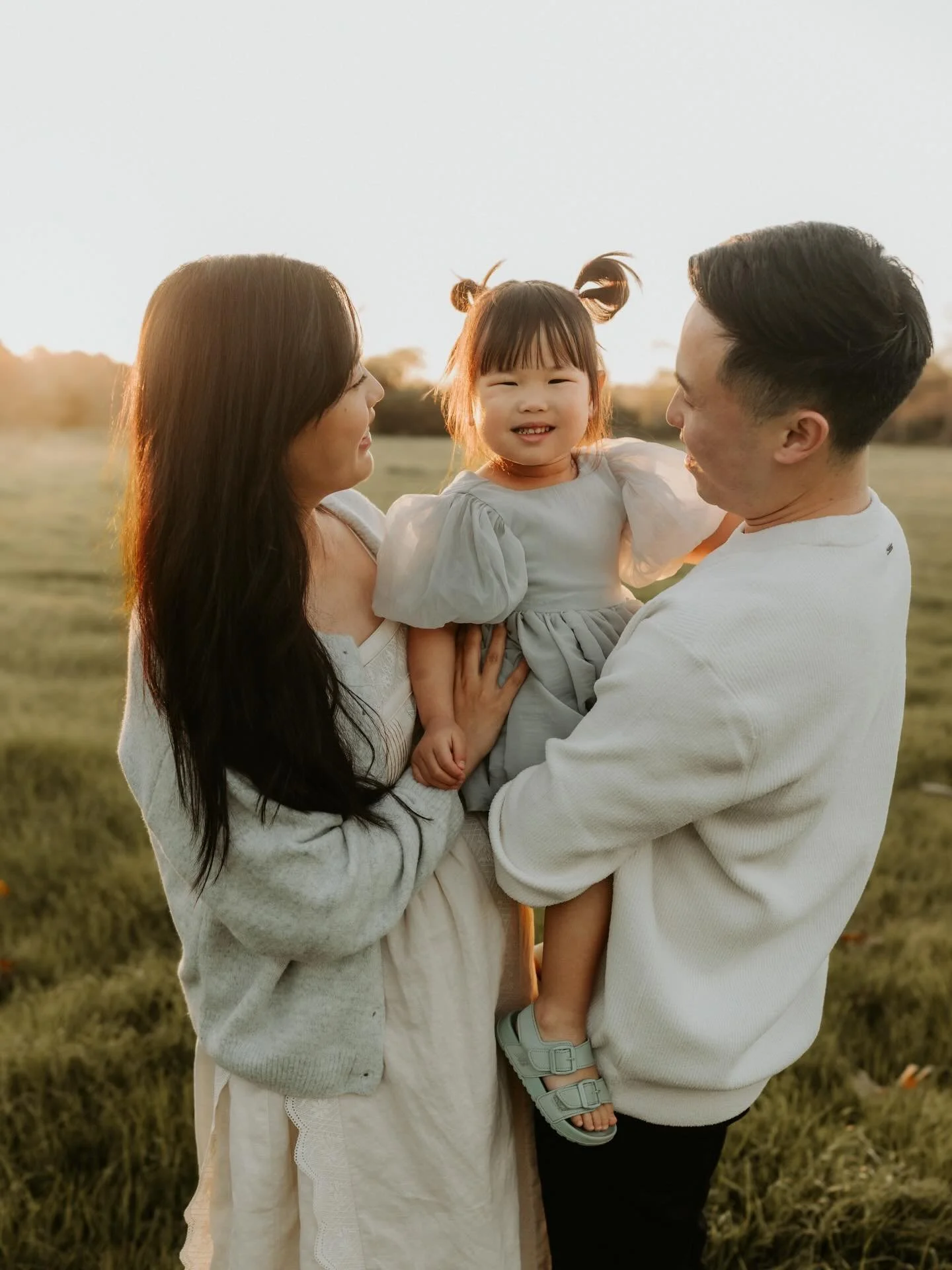 I first photographed this sweet family when their baby girl was just a tiny newborn. Watching families grow and being invited back to document each new chapter is truly the greatest honor. Now they&rsquo;re expecting baby number two, and I can&rsquo;