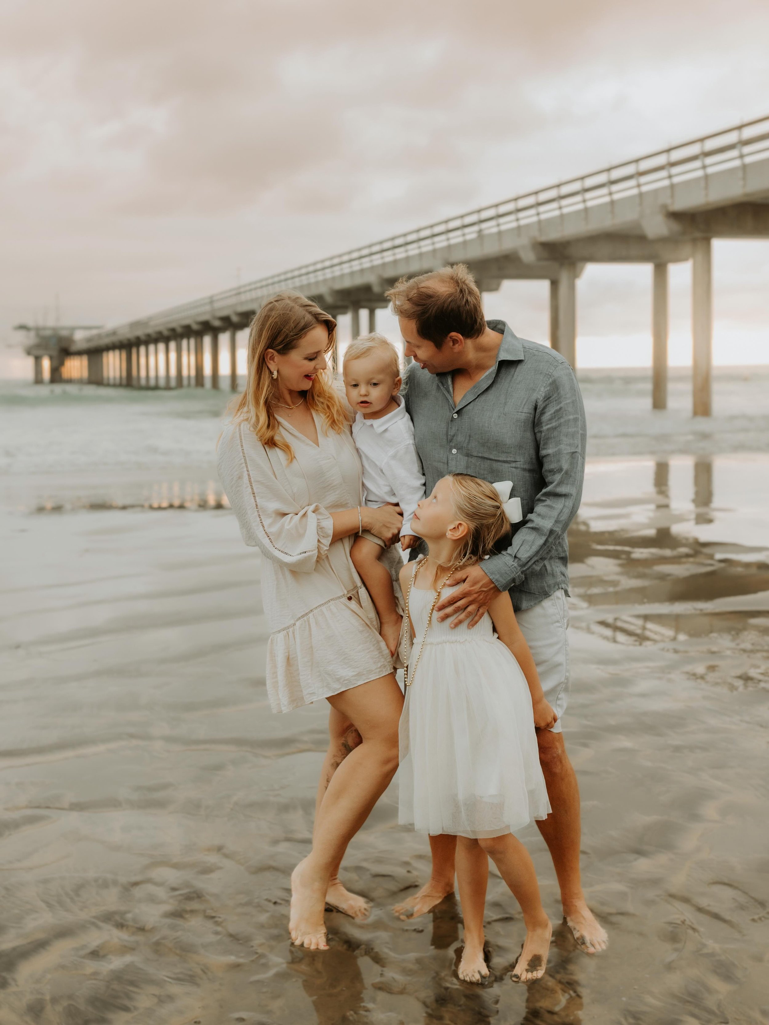 Summer sessions are in full swing ✨ Golden light, warm evenings, and beautiful memories. Love this time of year 💛

San Diego Family Photographer
San Diego Photographer